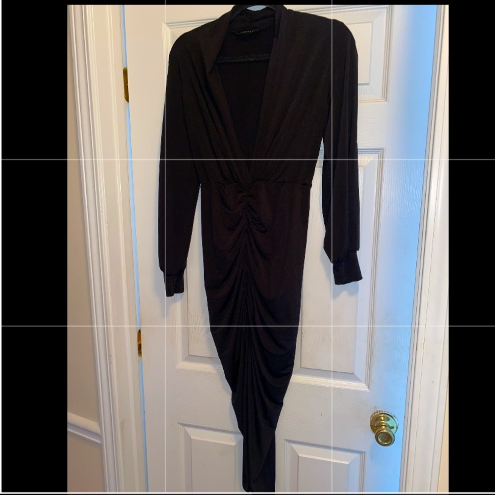 Black Deep V shoulder slit midi dress